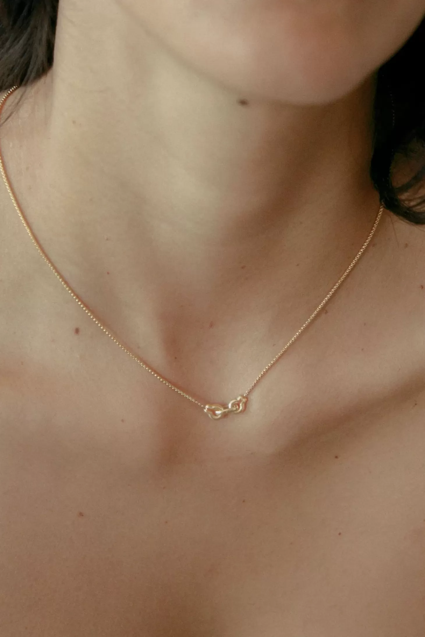 Jewellery<ANNIKA INEZ AMPLE CLASP NECKLACE Gold