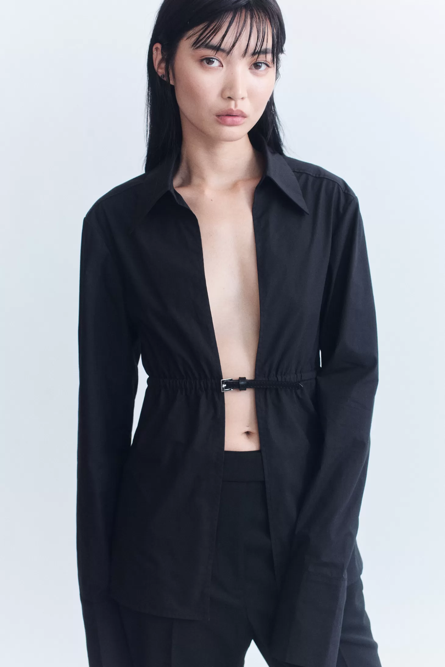 Tops<COURTNEY ZHENG BELT FRONT SHIRT