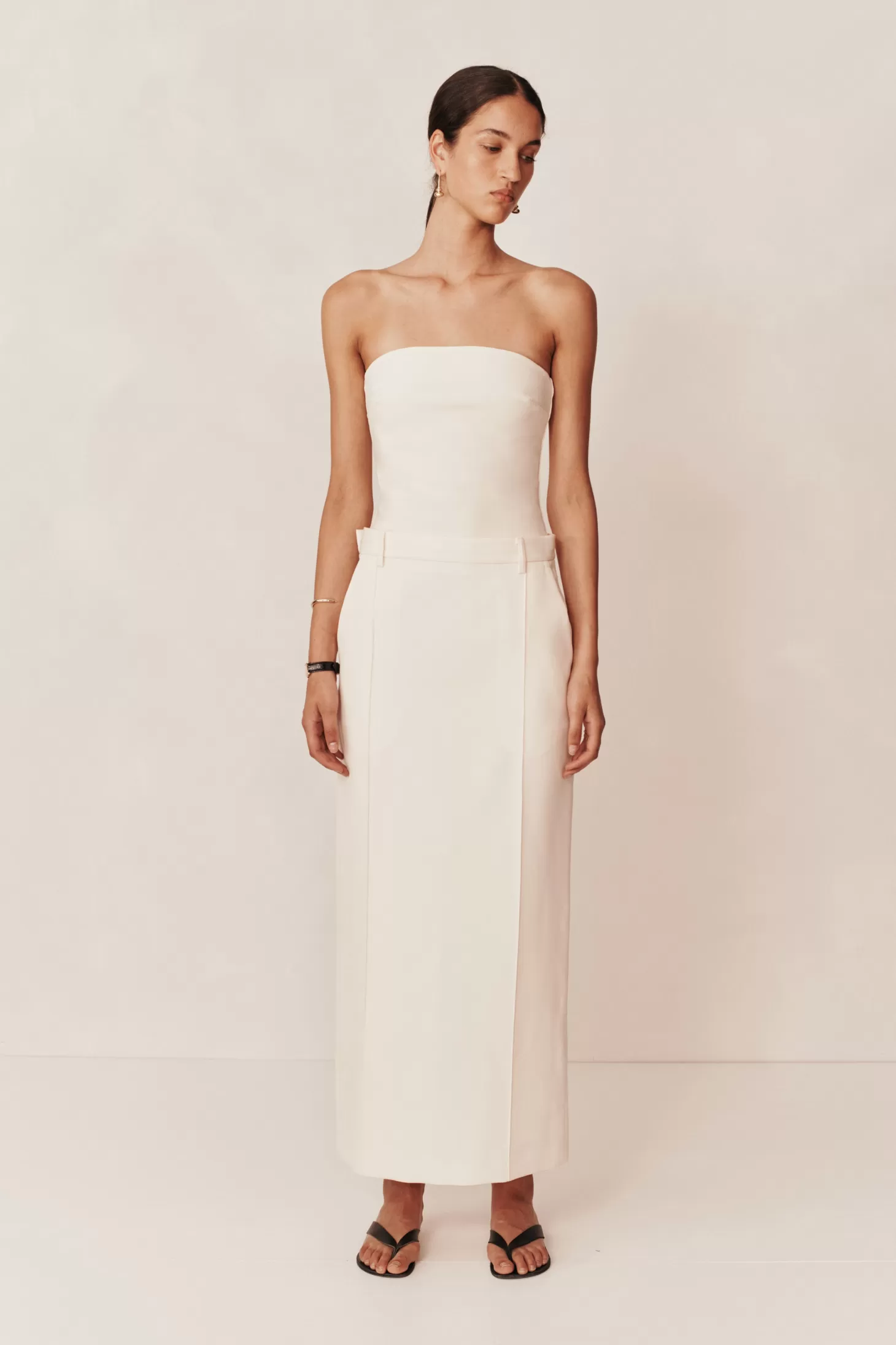 Skirts<ESSE CLASSICO MIDI SKIRT Crema