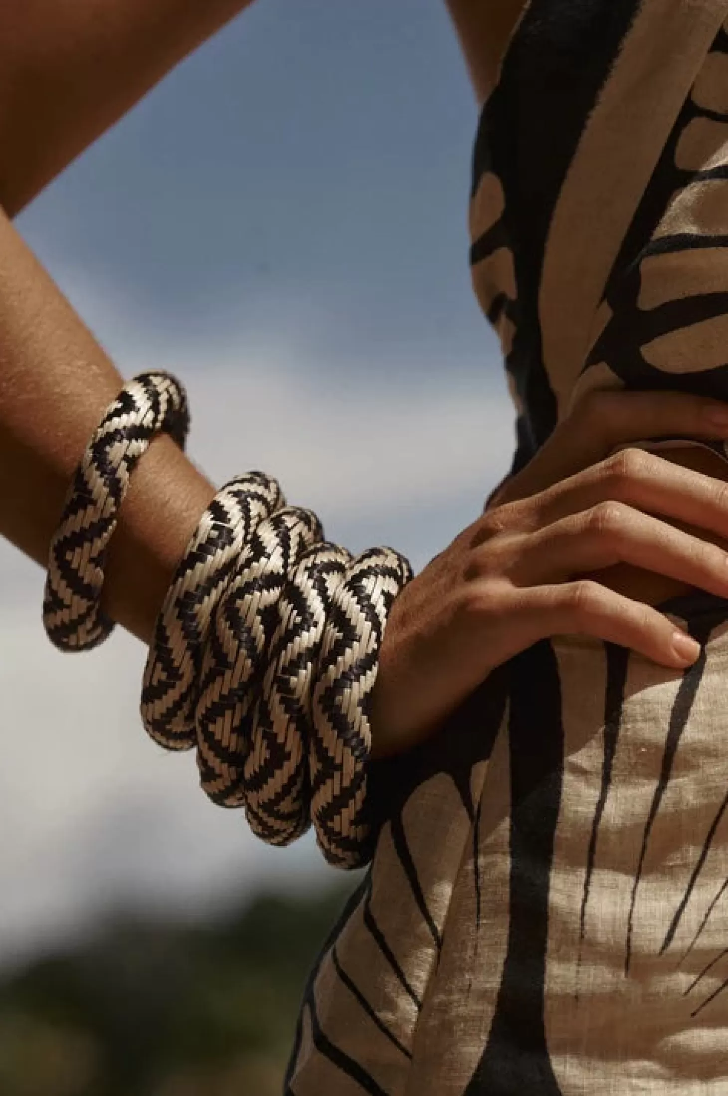 Jewellery<JOHANNA ORTIZ COSMIC SERPENT BANGLES Black/Natural