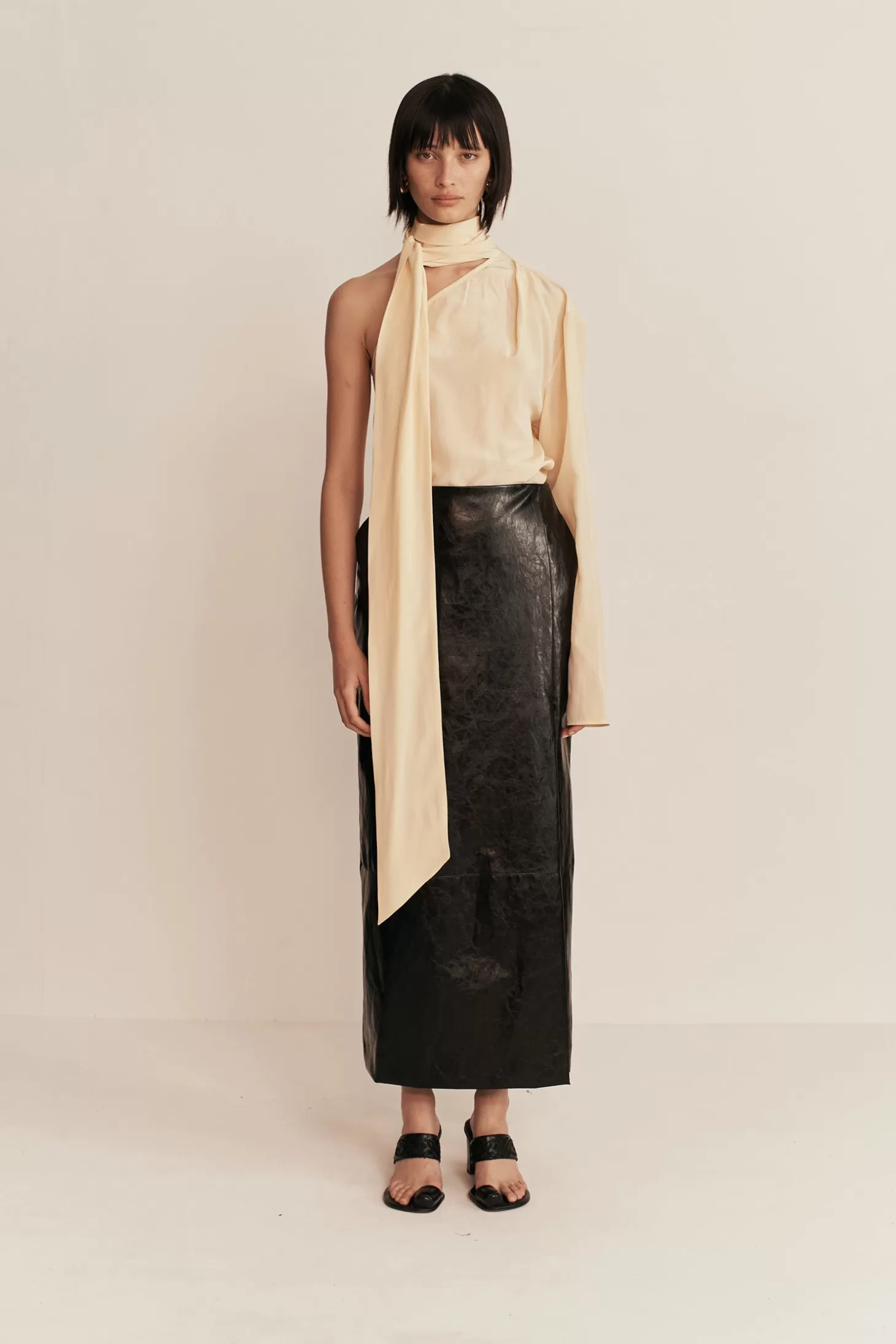 Skirts | Matching Sets<ESSE MILOS SPLIT MIDI SKIRT Crema