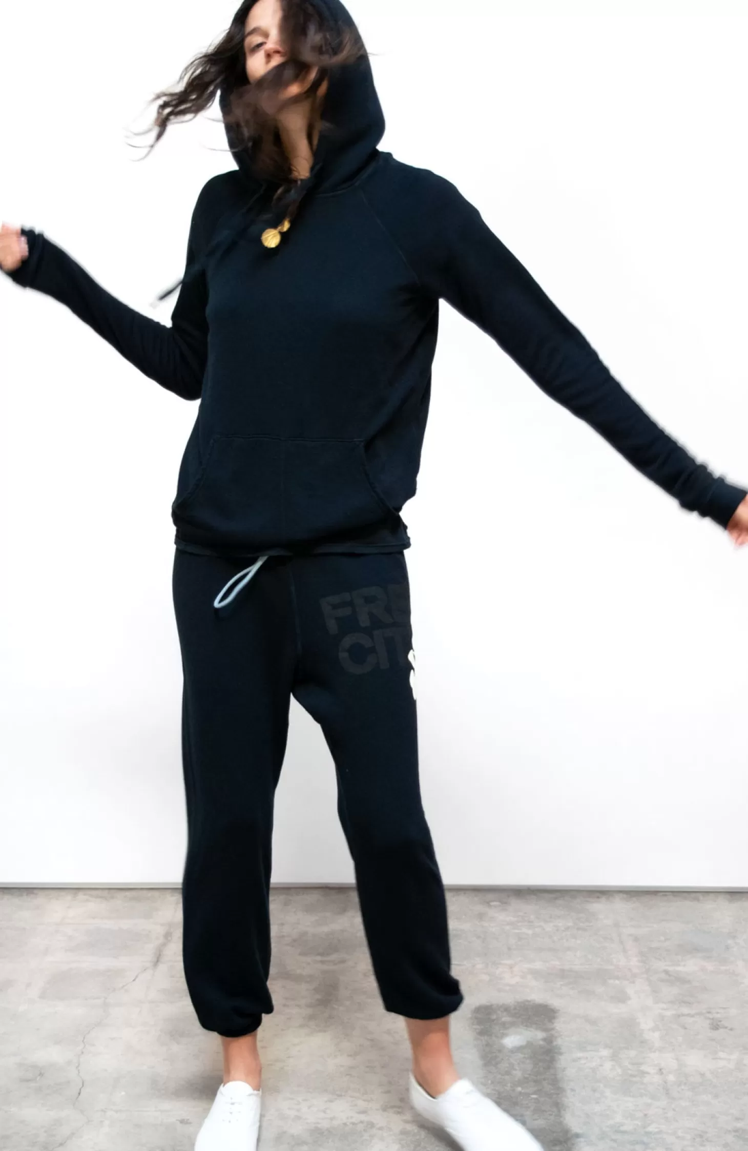Sweatshirts & Loungewear<FREECITY SUPERFLUFF LUX OG SWEATPANT DeepspaceCream